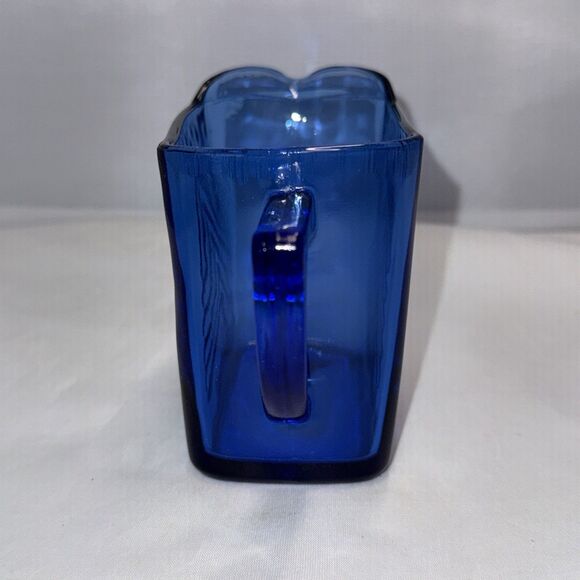 Vintage Hazel Atlas Depression Glass Cobalt Blue 12 oz. Chevron Creamer MCM 6" - Picture 4 of 10